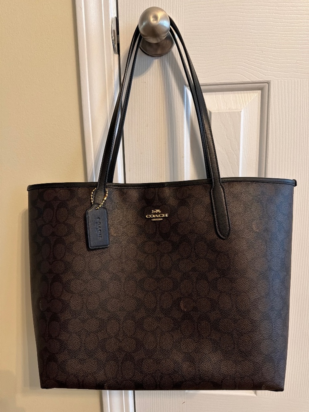 Coach Outlet City Tote Bag In Signature Canvas
